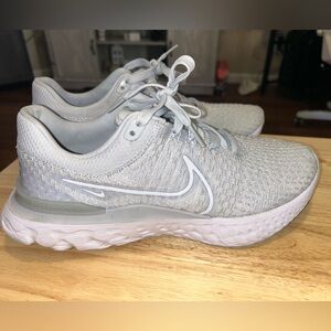 Nike React Infinity 3 - Women’s 11 Shoes